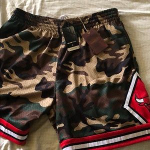 Mitchell and Ness woodland camo Chicago bulls